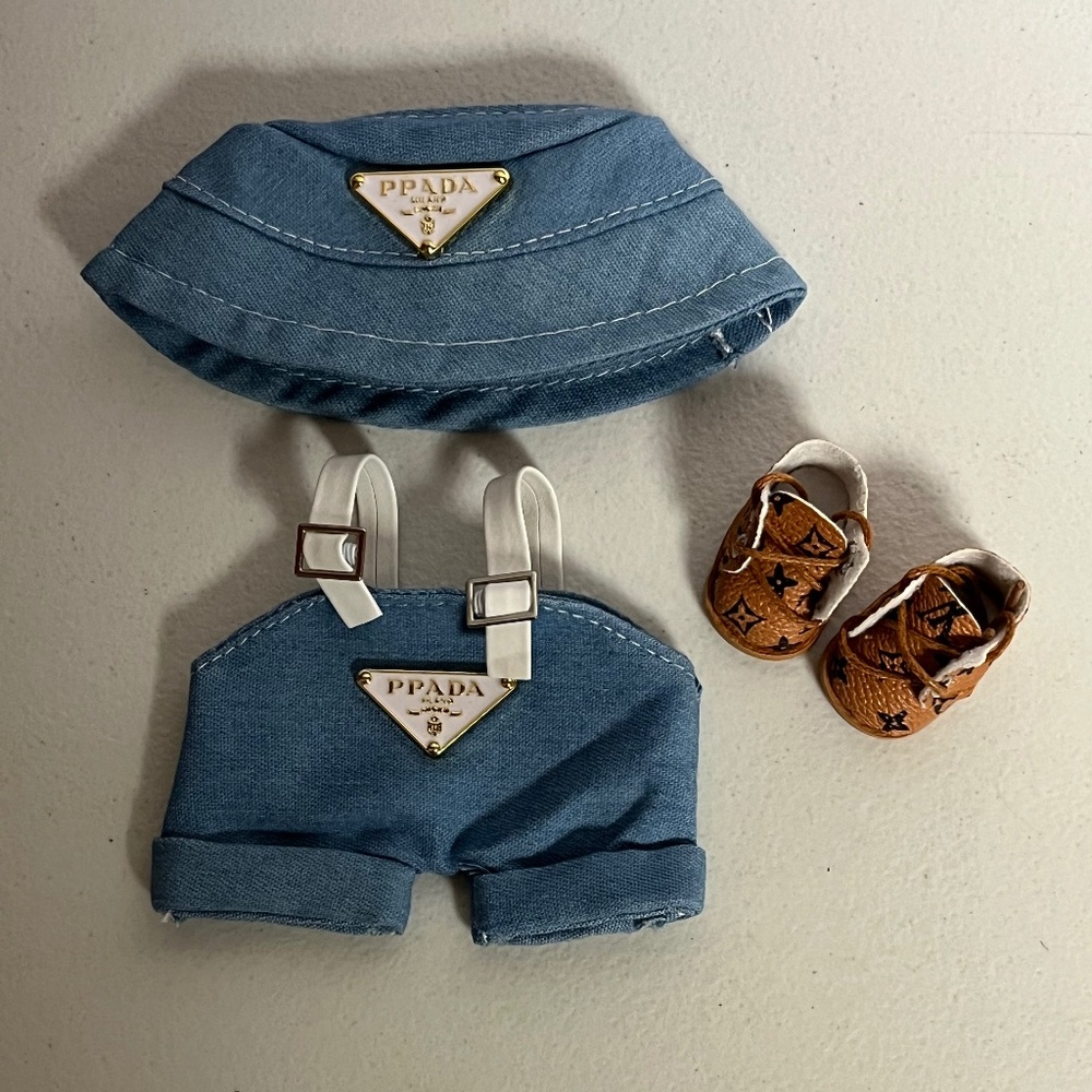 Labubu Designer Overalls Sneakers Bucket Hat 3 Piece Outfit Blue Suspenders Shoe